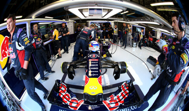 Ghosn all but confirms Red Bull split 1 Daniel Ricciardo, Red Bull RB11