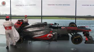 Vodafone McLaren Mercedes MP4-28 car เผยสด - ไฮไลท์