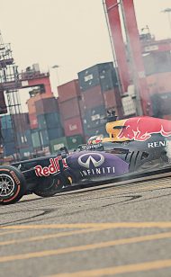 Carlos Sainz in an F1 Peru Playground