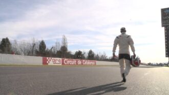 Sauber F1 driver Kamui Kobayashi Preseason 2011 interview (HD)
