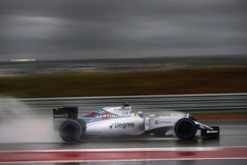 Felipe Massa, Williams FW37 Mercedes driving in the rain