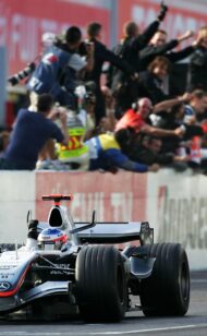Raikkonen wygrywa na Suzuce z 17. miejsca na starcie | Grand Prix Japonii 2005