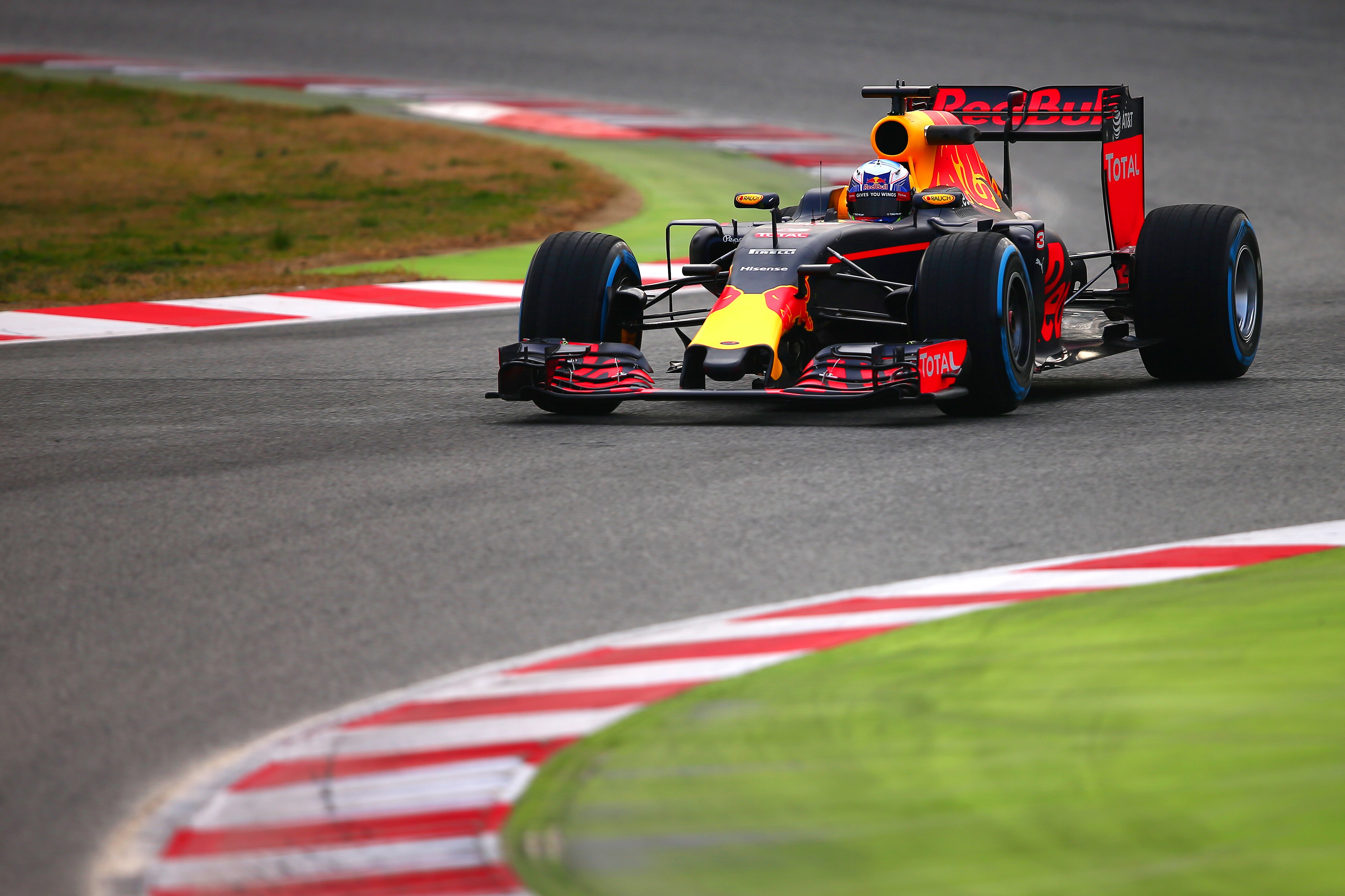 Wallpaper pictures 1st 2016 Barcelona F1 test