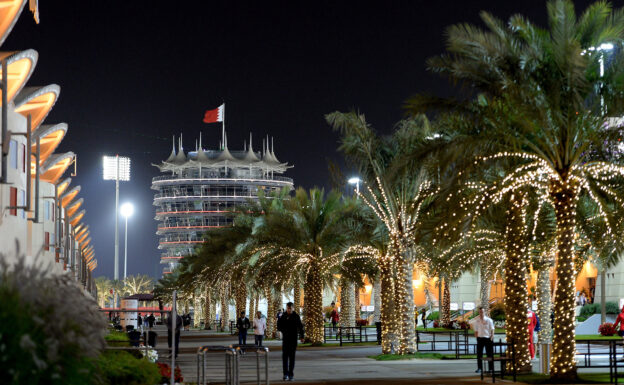 Prince invites Ecclestone to Bahrain GP 1 Bahrain F1 paddock