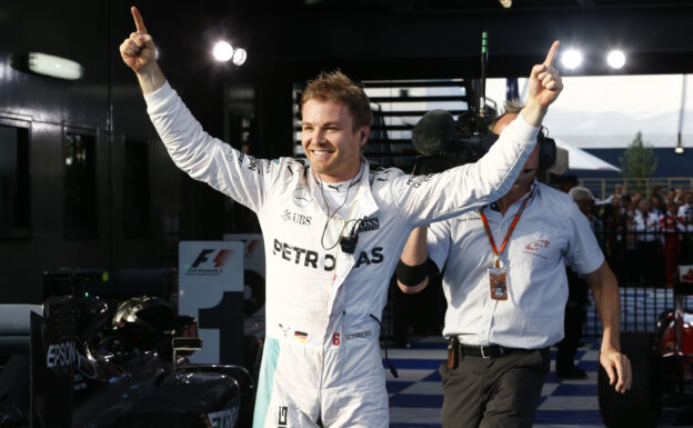 Rosberg: Early 2016 win 'very important' 1 Nico Rosberg wins!