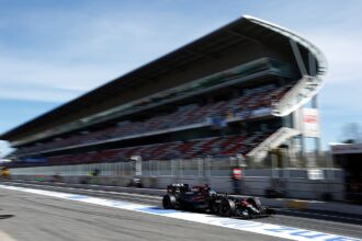 Alonso: McLaren-Honda 'a little behind'
