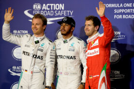 Top 3 qualifiers 2016 Bahrain: 1. Hamilton 2. Rosberg 3. Vettel