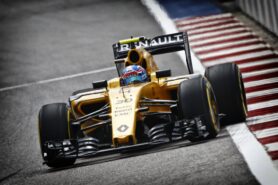 Jolyon Palmer driving the Renault RS.16 at Russia Grand Prix at practice in Sotchi, Russia