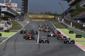 Start of the 2016 Spanish F1 GP