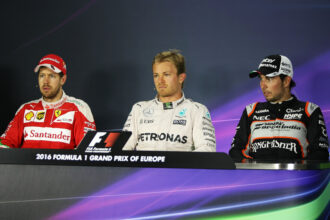 Νικητές σε συνέντευξη τύπου (LR) Vettel - Rosberg - Perez