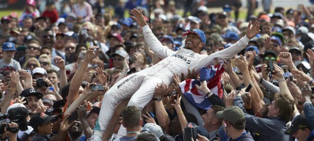 Hamilton warns Liberty against Silverstone axe