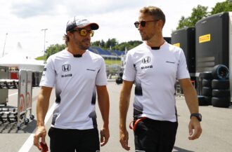 Fernando Alonso e Jenson Button.