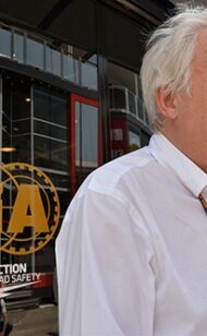 F1 eyes blue flag axe