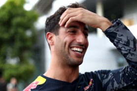 Daniel Ricciardo im Fahrerlager während der Vorschau auf den Malaysia Formel 1 Grand Prix 2016