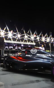 Rosberg predicts 2017 podium for McLaren