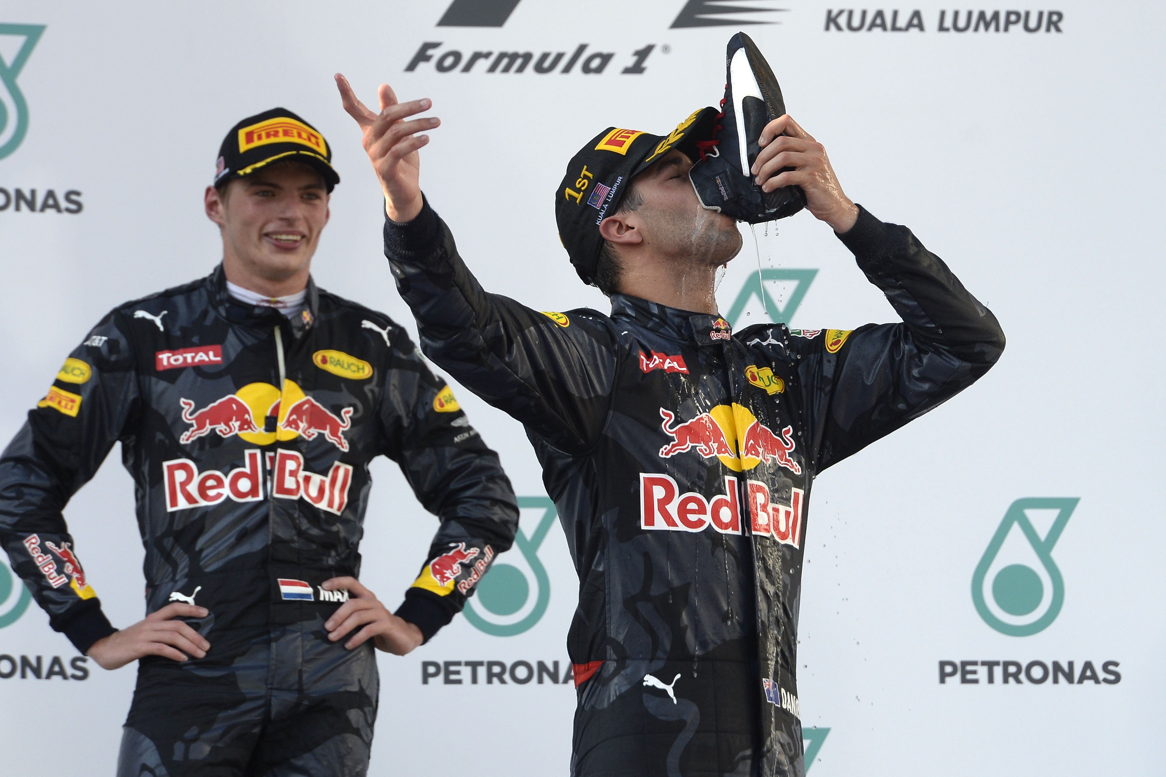 Casquette Officielle RED BULL Racing Team du Pilote Daniel RICCIARDO