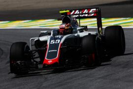 El desafío de Leclerc en 2025: ¿Podrá proteger su reputación? Haas Leclerc en pista en la FP1 en Brasil GP 2016