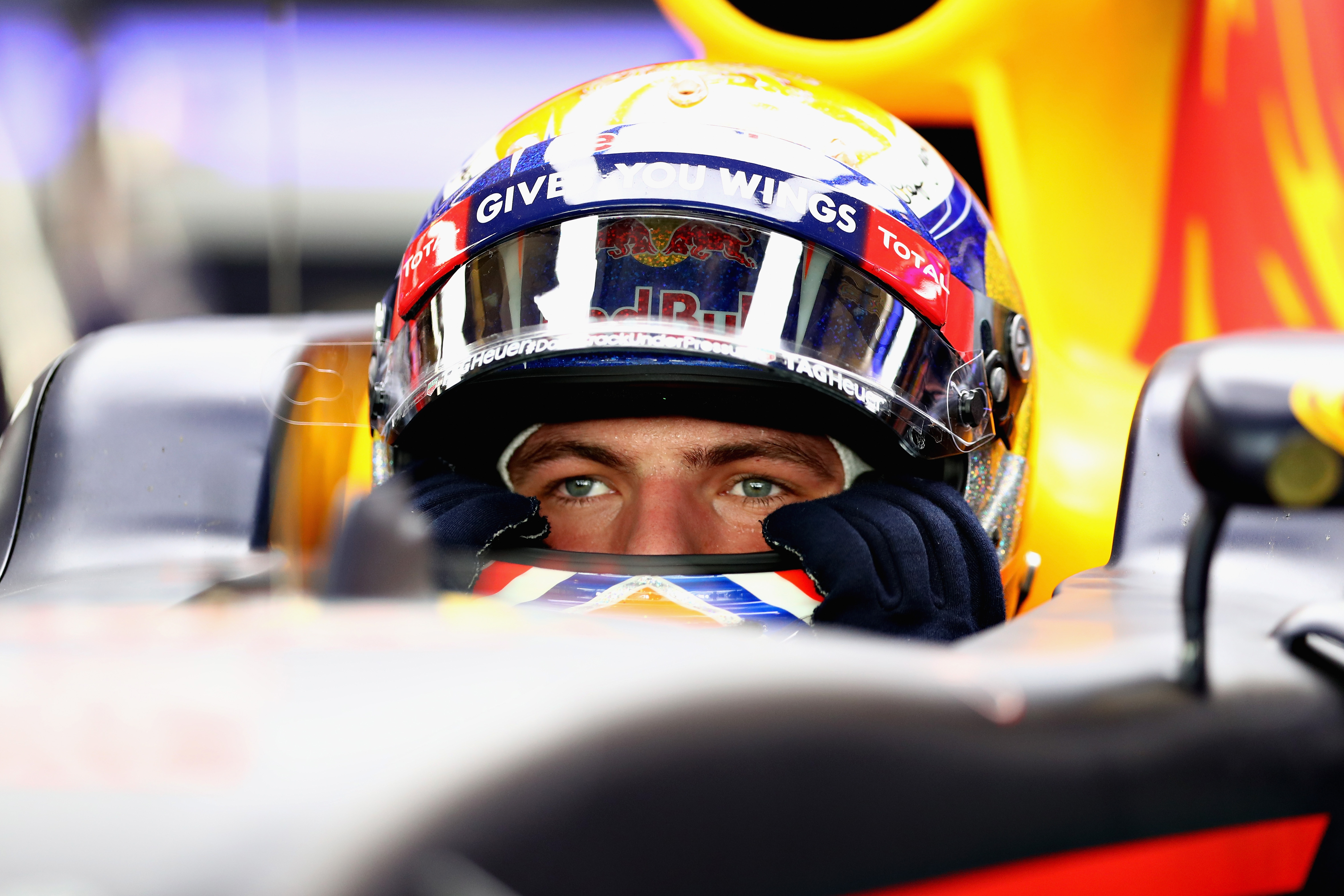 Verstappen 'absolutely ready' for 2017 title