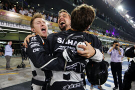 Il Sahara Force India F1 Team festeggia il quarto posto nel Campionato Costruttori. Gran Premio di Abu Dhabi 2016