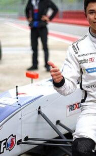 Mercedes snaps up Formula 2 star de Vries