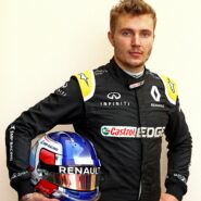 Sergey Sirotkin (RUS) Renault Sport F1 Team Third Driver. Formula One Testing, Wednesday 18th April 2017. Sakhir, Bahrain.