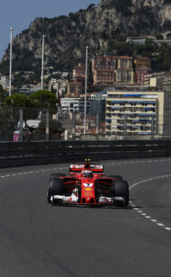 Ferrari chief tips Vettel to stay