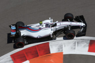 Autódromo de Sochi, Sochi, Rússia. Sexta-feira, 28 de abril de 2017. Lance Stroll, Willians FW40 Mercedes.