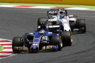 Pascal Wehrlein Sauber e Felipe Massa Williams na pista na Espanha GP F1 / 2017
