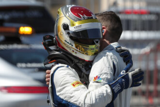 Pascal Wehrlein (O), Sauber F1 Zespół Circuit de Barcelona-Catalunya parc ferme. hiszpański GP F1 / 2017