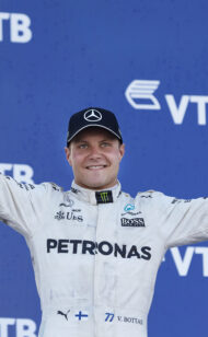 Боттас начинает тендер на контракт 2018 Mercedes