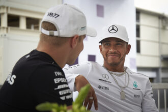 Formel 1 – Mercedes-AMG Petronas Motorsport, Aserbaidschan GP 2017. Lewis Hamilton, Valtteri Bottas