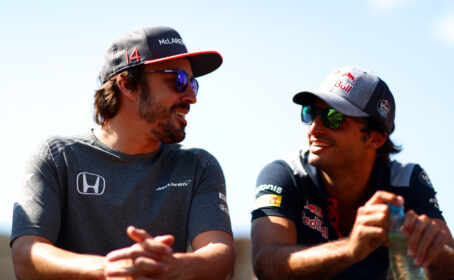 HD pictures 2013 Launch Toro Rosso STR8 F1 car