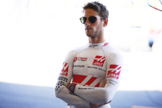 Grosjean: Haas brake struggles 'unacceptable'