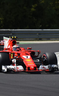Manager hails Raikkonen's Ferrari 'loyalty'