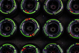 Pirelli insists 2017 tyres 'safe'
