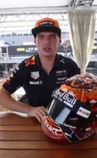 Max Verstappen rivela il casco arancione per Spa 2017
