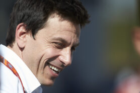 Wolff expects Aston Martin to be at the front this season