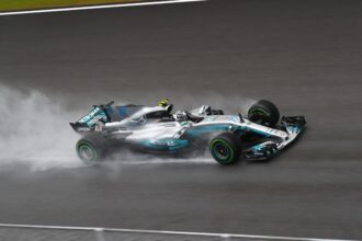 Lauda: Bottas struggle is 'Mercedes' fault'