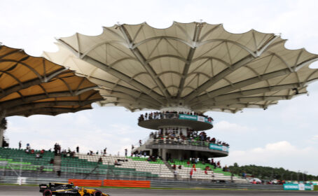 Haas wants Sepang to pay Grosjean repair bill