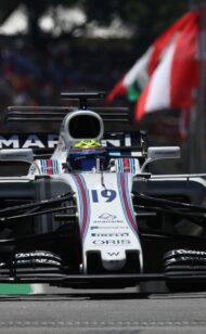 Lowe eyes 'faster car' for Williams in 2018