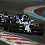 Yas Marina Circuit, Abu Dhabi, United Arab Emirates. Sunday 26 November 2017. Lance Stroll, Williams FW40 Mercedes, leads Marcus Ericsson, Sauber C36 Ferrari.