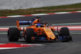 Nico Hulkenberg Renault RS18 testing day 1 Circuit de Catalunya, Barcelona, Spain. Monday 26 February 2018.
