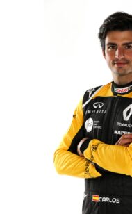 Father: Sainz 'excited' for better Renault