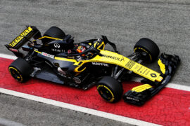 Carlos Sainz Jr testing the Renault RS18.