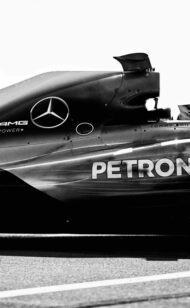 Hamilton helped broker Mercedes sponsor deal