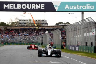 Top drivers don't want Melbourne resurfacing