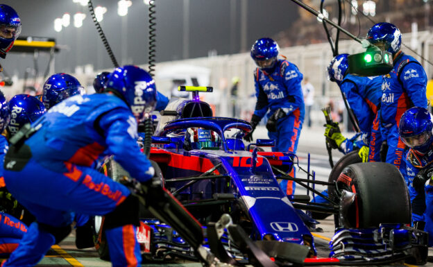 F1 looking into pitstop safety 1 Pierre Gasly Toro Rosso Bahrain GP F1/2018