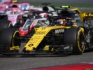 Carlos Sainz Jr (ESP) Renault Sport F1 Team RS18. Chinese Grand Prix 2018.