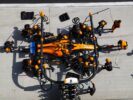 Shanghai International Circuit, Shanghai, China. Sunday April 15th, 2018. Stoffel Vandoorne, McLaren MCL33 Renault, makes a pit stop.