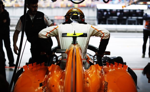 Boullier: McLaren may have got 2018 goals wrong 1 Stoffel Vandoorne McLaren Chinese GP F1/2018